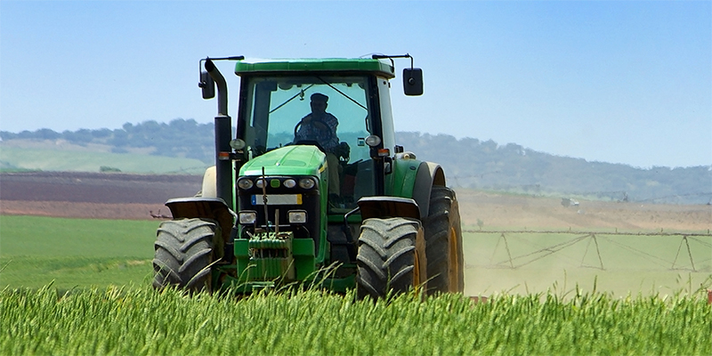 agricultural tractor